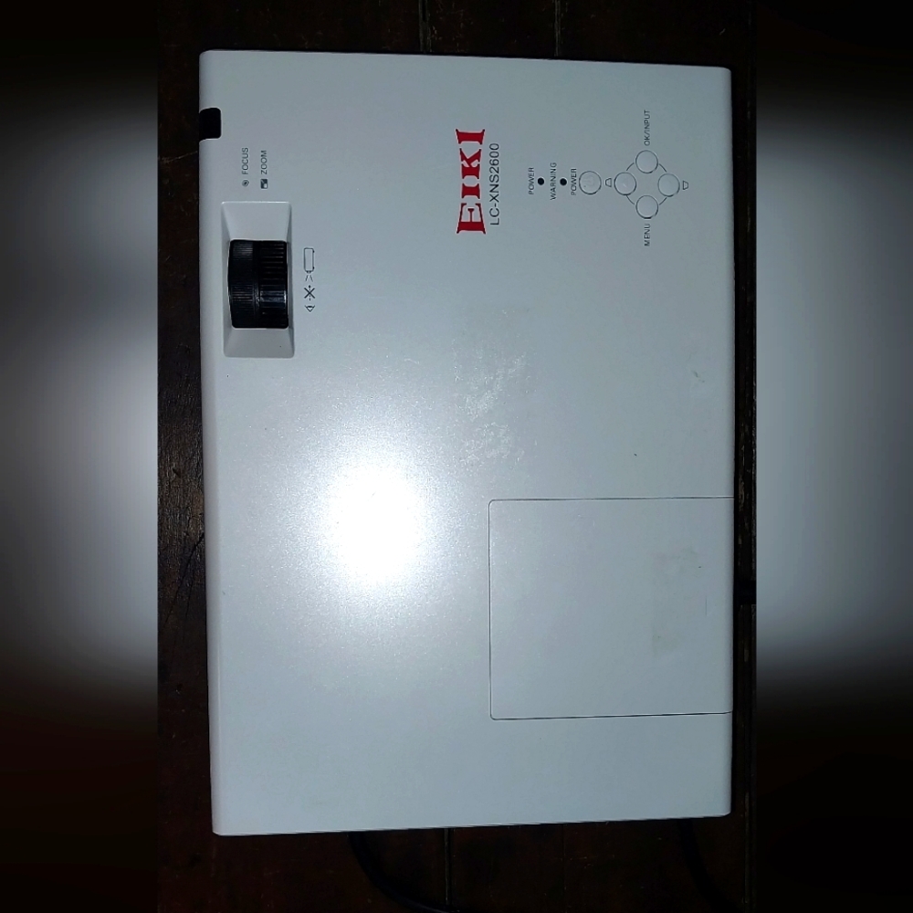 Eiki Projector - Picture 13 of 14